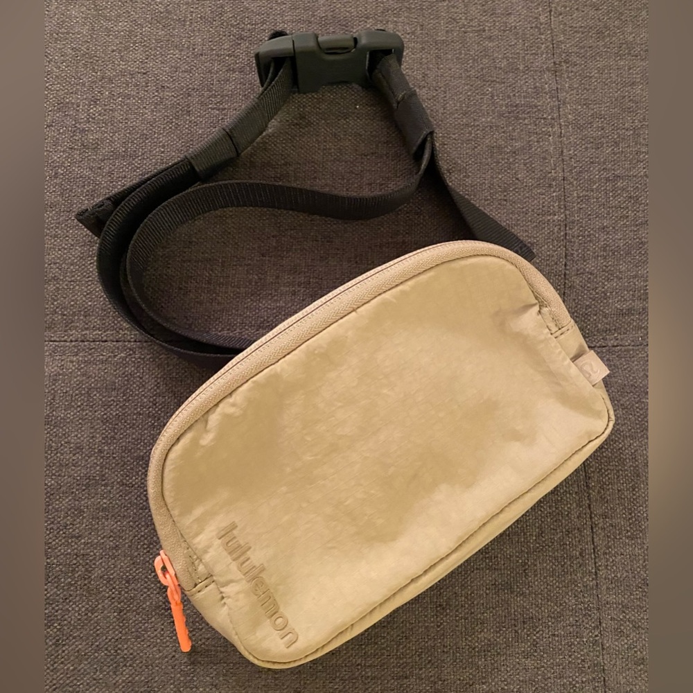 Lululemon Belt Bag